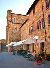 Wall Mural - vicoli caratteristici nel borgo di origine medievale di Barberino Val d'Elsa situato nelle colline del Chianti in provincia di Firenze, Toscana, Italia