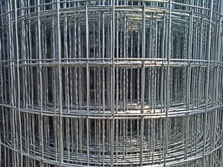 Metal wire mesh with rectangular mesh