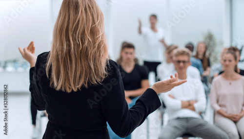 Cuadros en Lienzo background image of a business seminar in a bright conference room