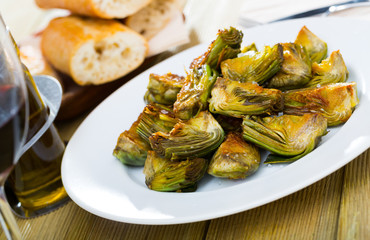 Vegetarian dish - roasted artichokes