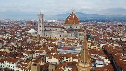 view of the cathedral f santa maria del fiore in firenze italy