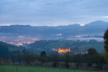 Wall Mural - Panorámica de la localidad y la vega de Gradod desde San Juan de Villapañada, en el Camino de Santiago Primitivo.