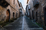 Fototapeta Uliczki - Typical streets in a town in the province of Huesca in Spain.