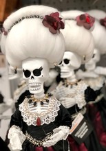 Line Of 3 Female Skeletons In A Row - Halloween & Dia De Los Muertos Decorations