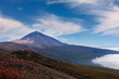 Wulkan Teide w chmurach, pustynia, Teneryfa