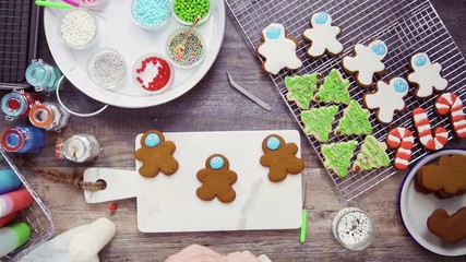 Canvas Print - Flat lay. Step by step. Decorating gingerbread and sugar cookies with royal icing for Christmas.