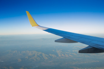 Wing aircraft in altitude during flight