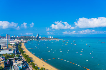 Wall Mural - Beautiful tropical beach sea ocean bay and architecture building in Pattaya city Thailand