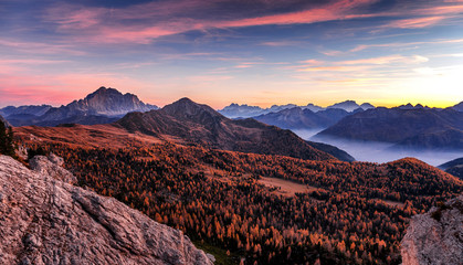 Aufkleber - Beautiful panoramic view on Dolomites Mountains valley during sunset. Amazing nature landscape. Dolomite Alps. Italy