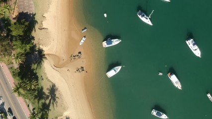 Wall Mural - Barcos em Ilhabela, vista aérea