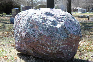 Large bolder used as headstone