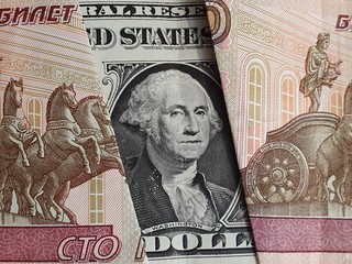 exchange rate of american dollar and Russian money