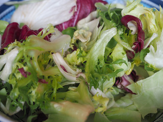 mixed leaf salad