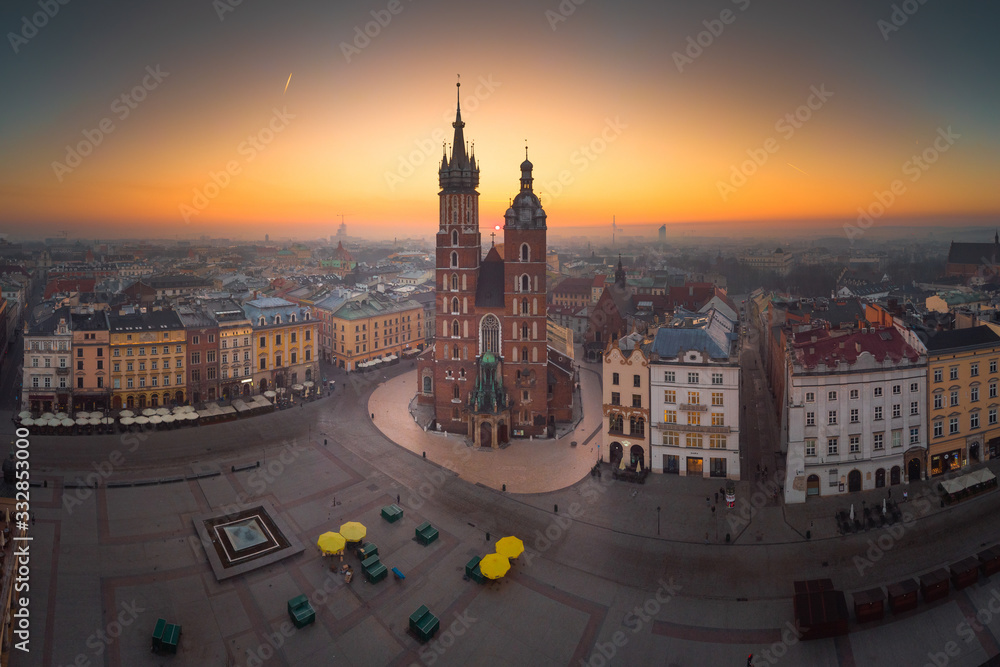 Aerial view of the Market Square in Cracow in sunrise time - obrazy, fototapety, plakaty 