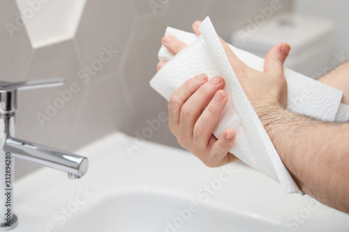 Fotografía Instrucciones para lavar o limpiar correctamente las manos con jabón y agua