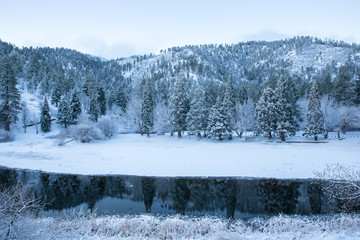 Poster - winter scene in the mountains