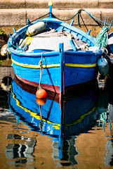 Poster - old boat at a lake