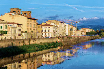 Wall Mural - Embankment of the Arno River in Florence