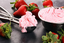 Strawberry Ice Cream Scoop With Fresh Strawberries