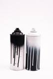 Fototapeta Młodzieżowe - metallic graffiti paint bottles isolated on white