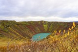 Fototapeta  - Herbst am Kerið Kratersee auf Island
