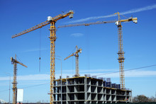 High-rise Construction Cranes