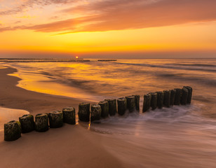 Wall Mural - beautiful, colorful sunset over baltic sea
