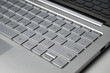 Closeup einer Notebook Laptop Tastatur mit Spiegelung