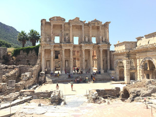 Wall Mural - Celsus Library in Ephesus, Turkey