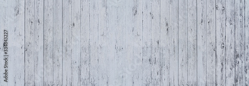 Tela Panorama Hintergrund - Detail einer hellgrau gestrichenen, zum Teil stark verwit