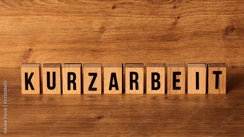 Kurzarbeit Holzbuchstaben