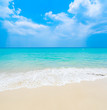© Photo Gallery - The clean and beautiful white beach of southern Thailand