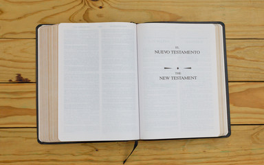 open bilingual bible book on New Testament, Spanish and english 