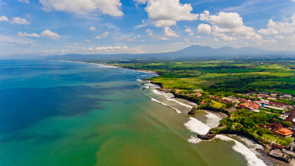 Wall Mural - Beautiful view of the sea landscape. Aerial view. Tanah lot, Bali, Indonesia.