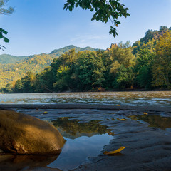 Image of clean mountain river.