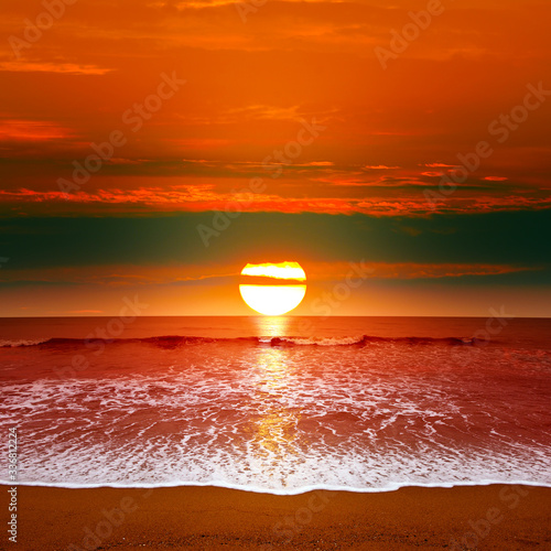 Obrazy zachód słońca  epicki-zachod-slonca-nad-oceanem