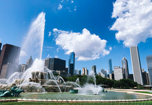 Buckingham Fountain In Chicago Grant Park