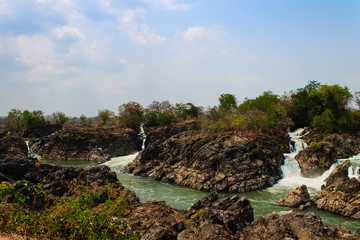 Wall Mural - Li Phi Falls on Mekong River. Famous Landscape in Mekong River Delta, 4000 islands, Champasak, Laos.