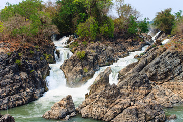 Wall Mural - Li Phi Falls on Mekong River. Famous Landscape in Mekong River Delta, 4000 islands, Champasak, Laos.