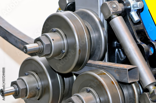 Fotografía Industrial machine for bending steel pipes and metal rods