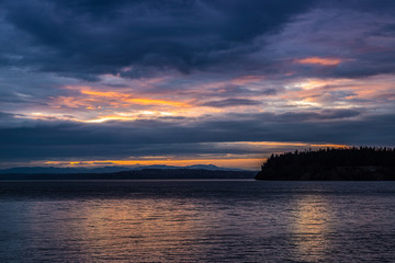 Wall Mural - puget sounds sunrise