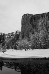 Wall Mural - Yosemite in winter
