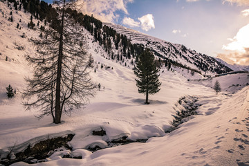 Schi Dorf Obergurgl in 2000 Höhenmetern im Winter, Tirol, Österreich,