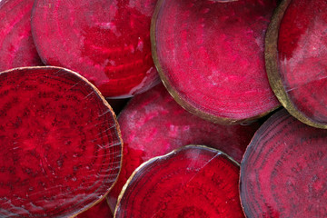 Canvas Print - Round textured slices of beetroot