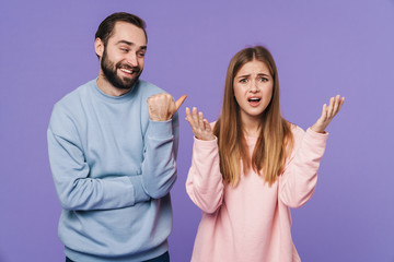 Canvas Print - Man laughing of confused girlfriend