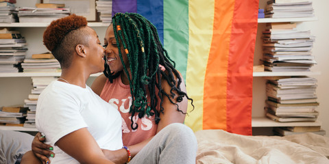 Canvas Print - Lesbian couple love