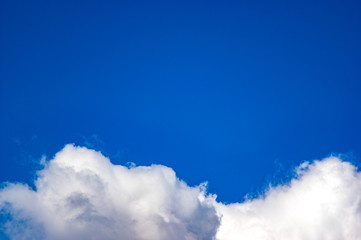 Wall Mural - white clouds in the blue sky