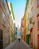Fototapeta Uliczki - Walking through the colorful streets of Quebec City in Eastern Canada during the beautiful, warm summer months. 