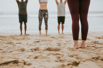 Canvas Print - Yoga class by the beach