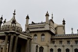 Fototapeta Londyn - Royal Pavilion in Brighton and its garden